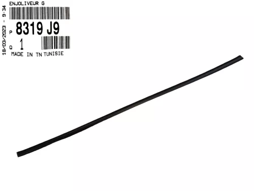 Linker sierlijst op dak