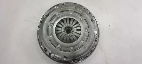 C672AE - B 1.2 12V 3CYL/ HN05 EB2ADTS/ MEERMASSA VLIEGWIEL/ VALEO